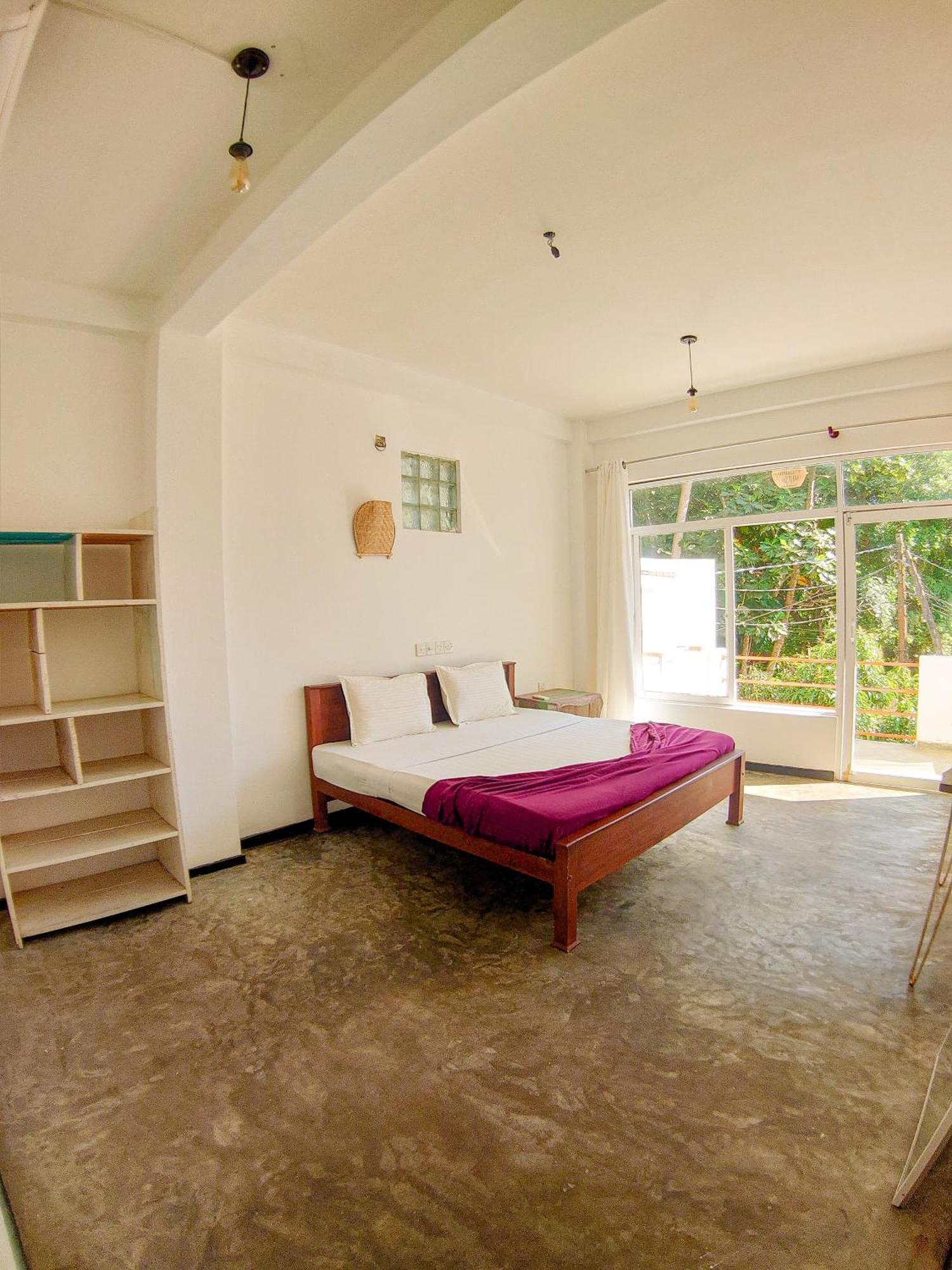 מיריסה Sun & Moon Hostel מראה חיצוני תמונה